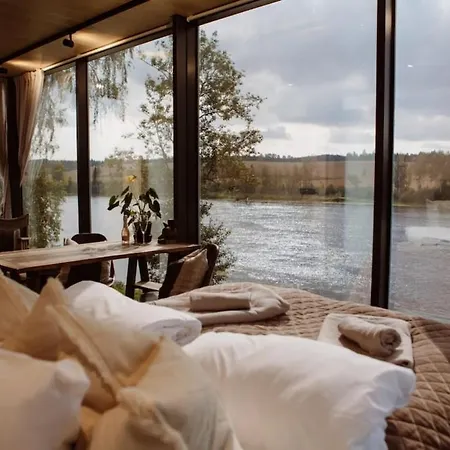 Guest house Koti - Wonderinn Riverside Arnes (Nes)