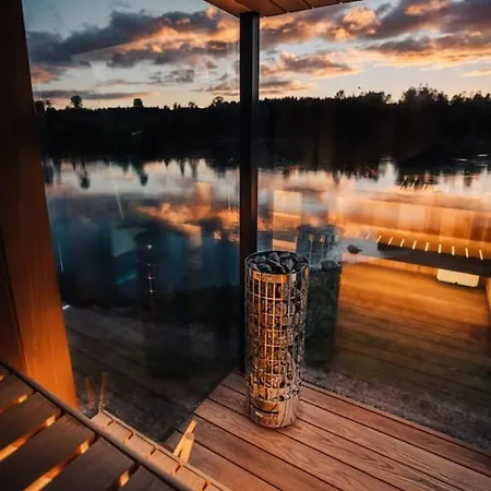 Koti - Wonderinn Riverside *